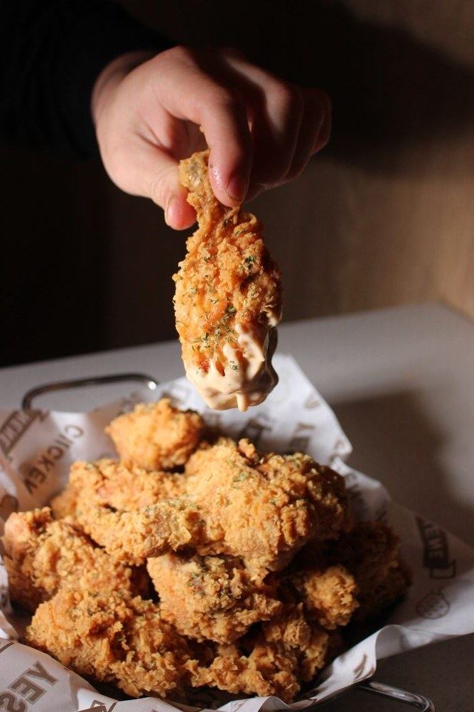 NeNe Chicken Canada, NeNe Chicken Canada
